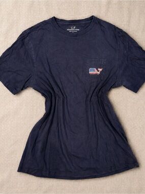 Vineyard Vines Men’s Navy Pocket T-Shirt - American Whale Logo size LARGE